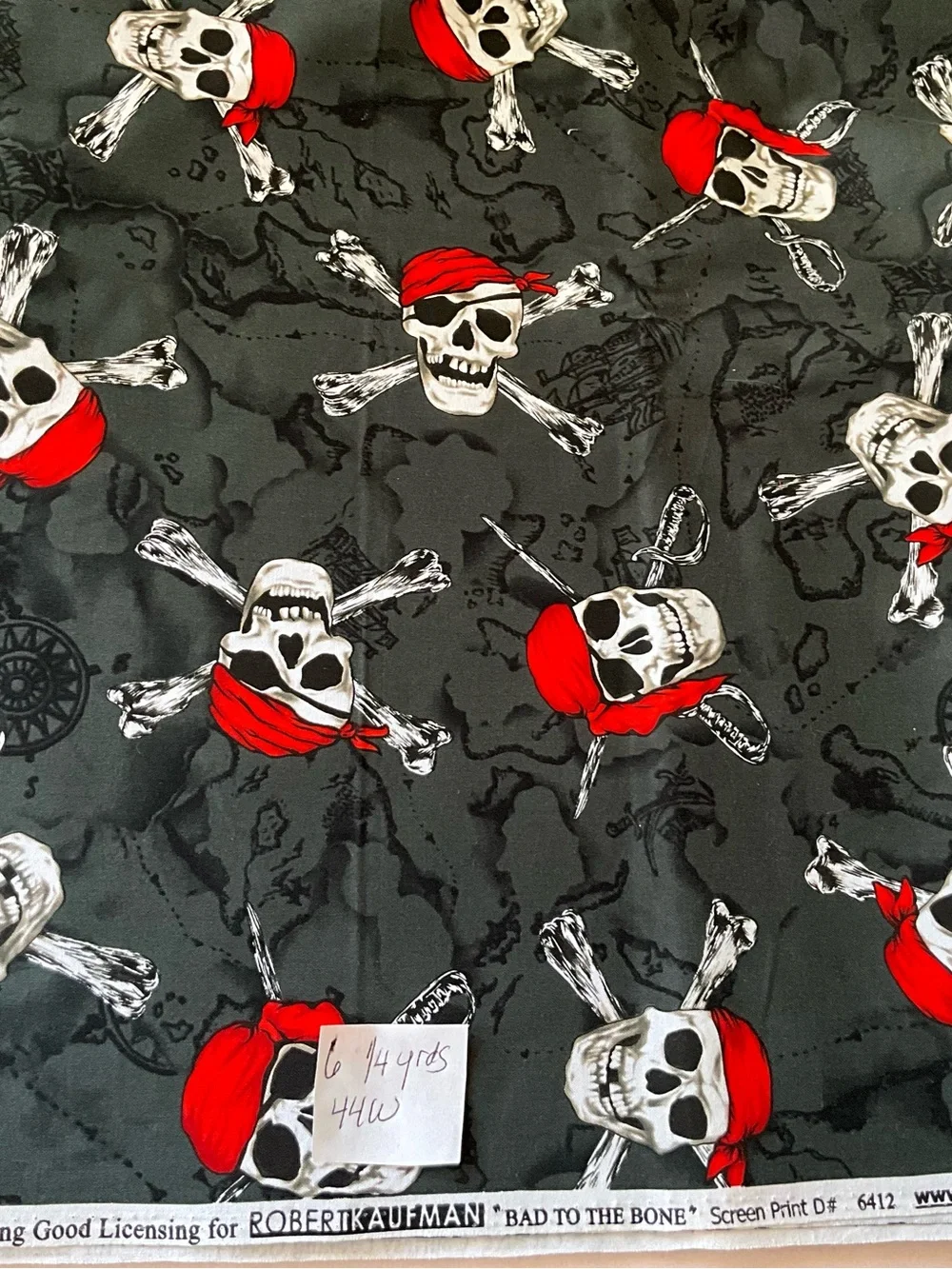 Quilting Sewing Material Robert Kaufman Fabrics Pirate Bad To The Bone 6 Yards
